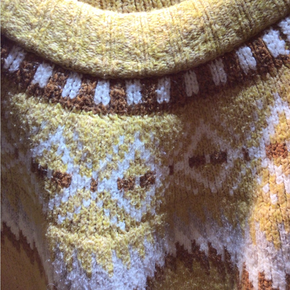 American Eagle Yellow Fairisle Patterned Sweater - image 3